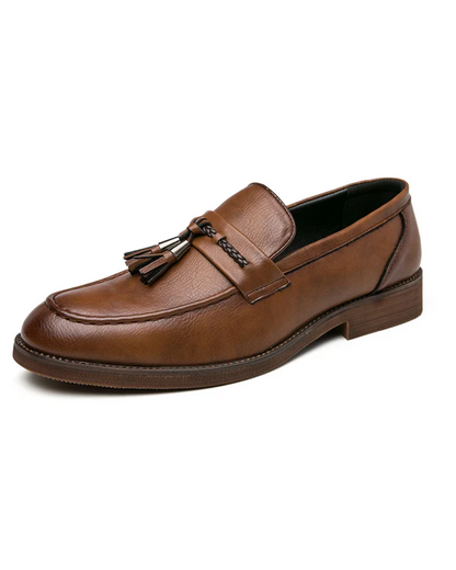 Mocassins à glands en cuir